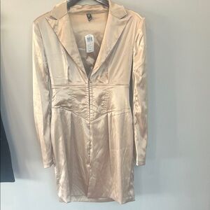 Windsor Satin Long Sleeve Dress in Cream Small